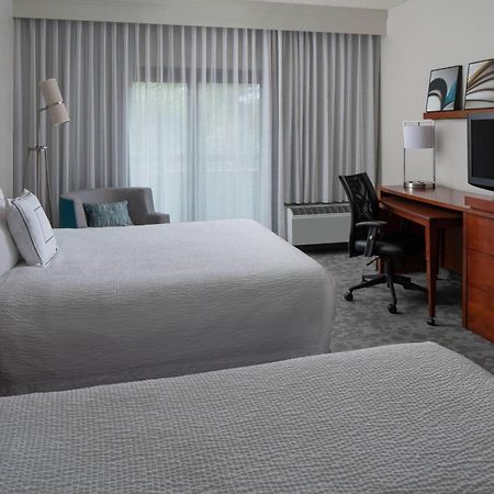 Courtyard By Marriott Jacksonville At The Mayo Clinic Campus/Beaches Zewnętrze zdjęcie