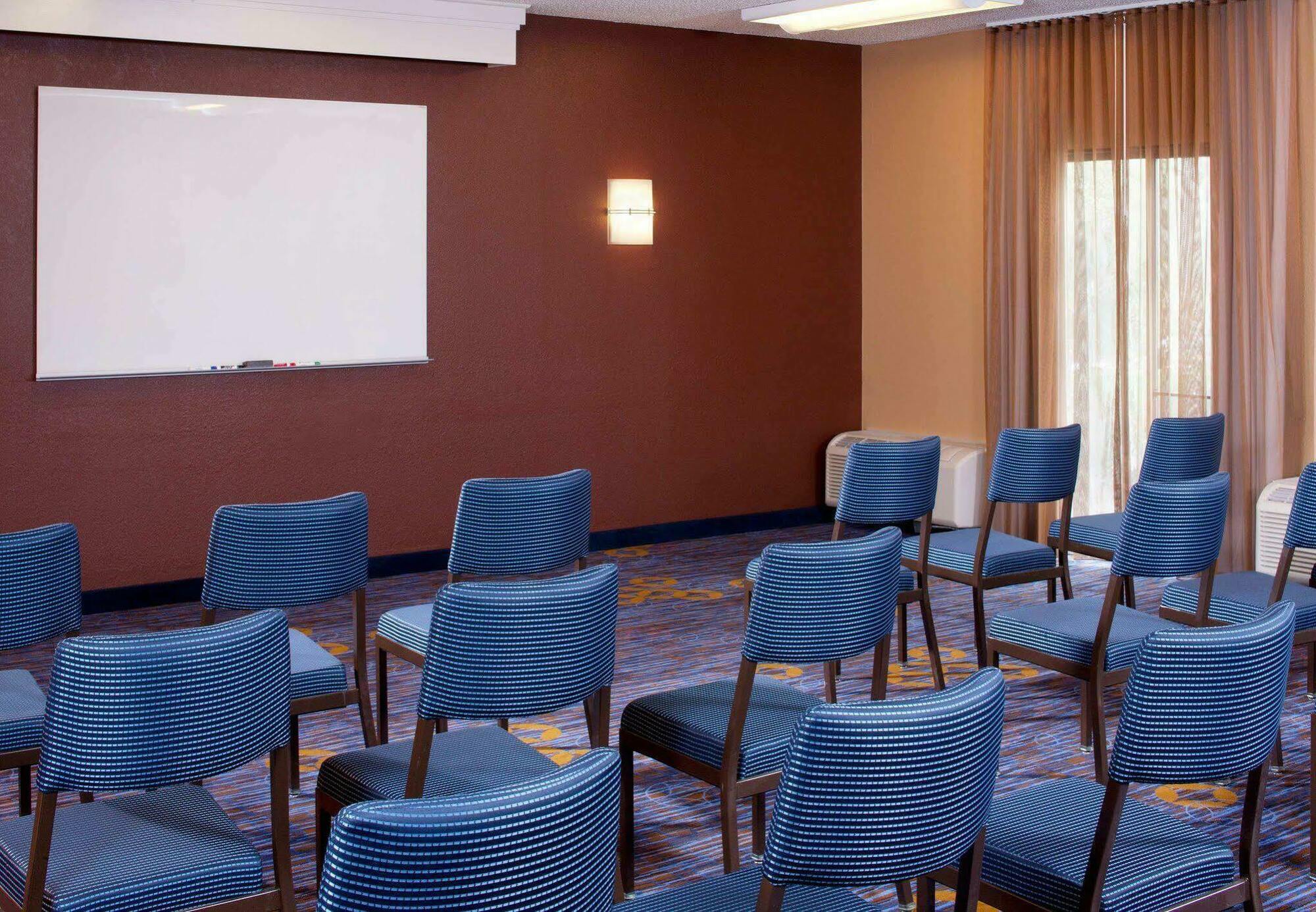 Courtyard By Marriott Jacksonville At The Mayo Clinic Campus/Beaches Zewnętrze zdjęcie